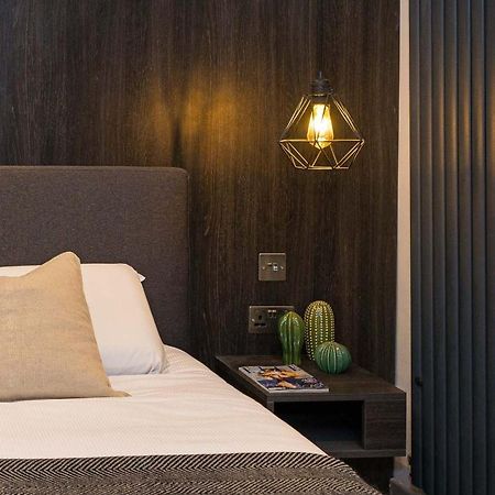 Ehthele Private Suites Londen Buitenkant foto